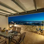 Sky View House Daire