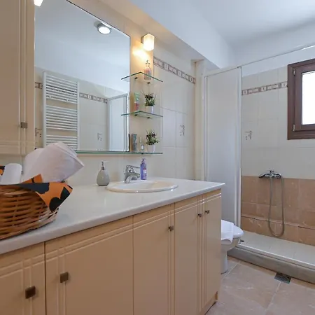 Sky View House דירה Agkidia