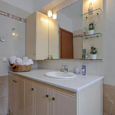 Sky View House דירה Agkidia