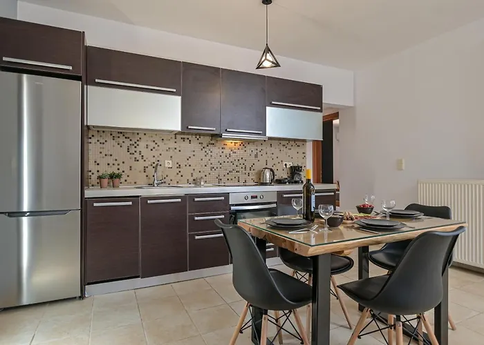 Апартаменты Sky View House *