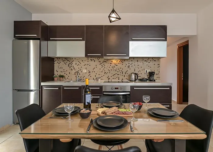 Sky View House Апартаменты Agkidia