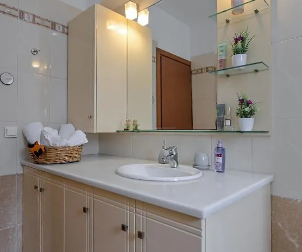 Sky View House Апартаменты Agkidia