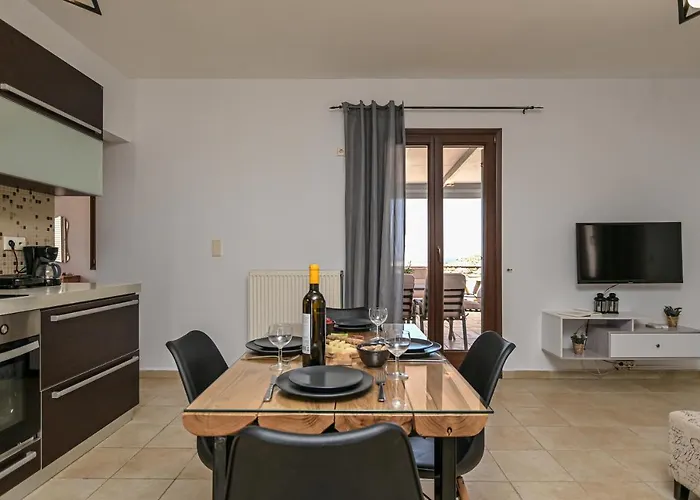 Апартаменты Sky View House